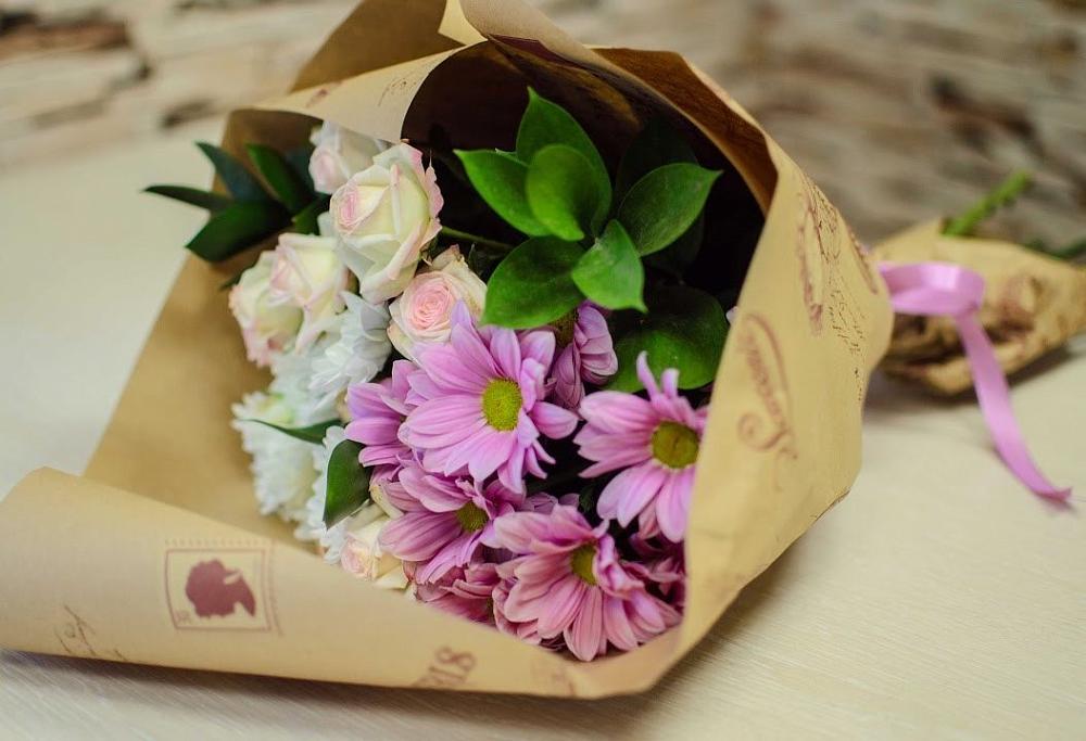 Букет цветов из: Розы и Хризантемы в Мирном Республика Крым