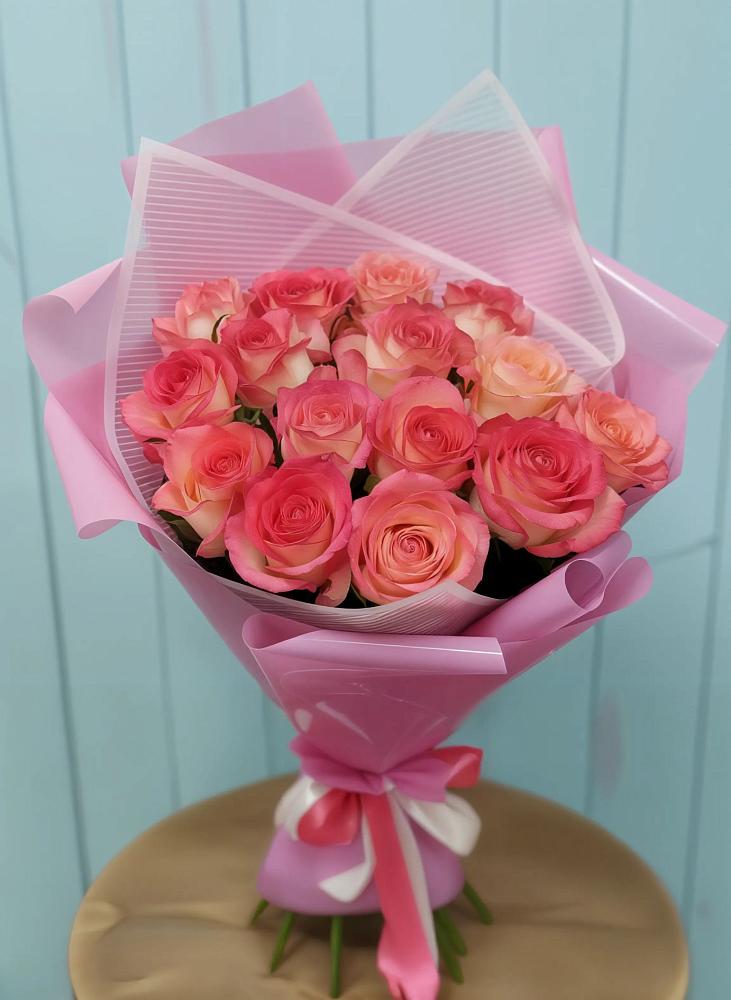 Букет 15 Розовых роз Равель в Мирном Республика Крым