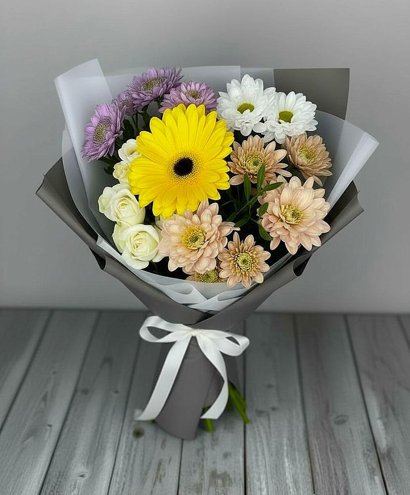 Букет цветов из: Розы, Герберы и Хризантемы в Мирном Республика Крым