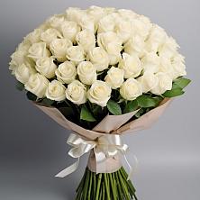 Букет 101 беля роза Белоснежка в Мирном Республика Крым