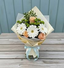 Букет цветов из:  Герберы, Розы и Хризантемы в Мирном Республика Крым